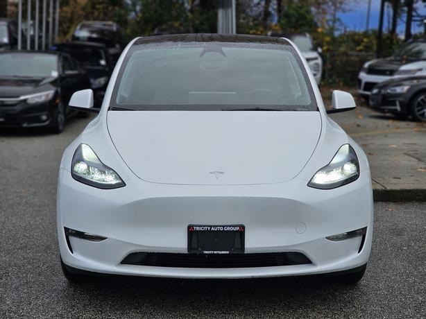 2024 Tesla Model Y image 2