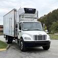 2018 Freightliner M2 106 22 Foot Cummins Reefer Cube Van thumbnail image 2