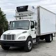 2018 Freightliner M2 106 22 Foot Cummins Reefer Cube Van thumbnail image 4