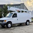 2007 Ford Econoline E-350 Bucket Van with Altec AT200AV Lift – 30 ft Reach thumbnail image 5