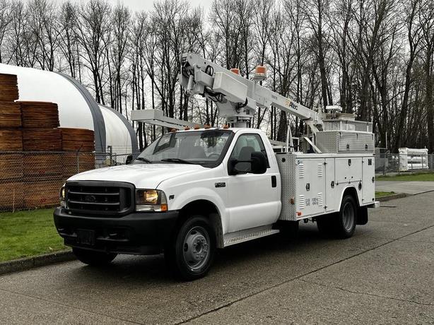 2004 Ford F-450 SD Super Duty 2WD Dually Altec Bucket Service Truck image 5