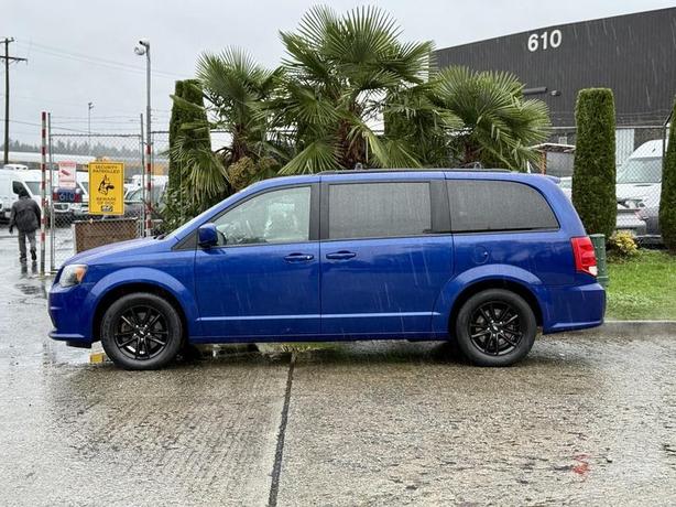 2020 Dodge Grand Caravan GT 7-Passenger Minivan image 6
