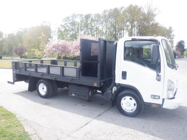 2015 Isuzu NPR 12 Foot  Flat Deck 3 Seater Diesel image 5