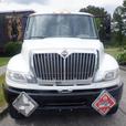 2015 International 4400 20 Foot Flat Deck Dually Diesel With Air Brakes thumbnail image 3