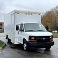 2008 Chevrolet Express 3500 16-Foot Cube Van with Power Tommy Lift Gate thumbnail image 2
