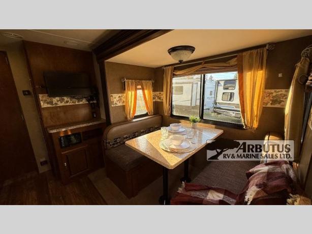 Used 2017 Forest River RV Vibe 21FBS image 6