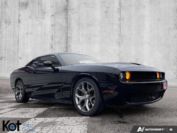 2016 Dodge Challenger R/T | 5.7L HEMI V8 | Loaded! | Super Track Pak | Premium S image 3