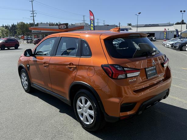 2022 Mitsubishi RVR ES - Heated Front Seats & Exterior Parking Camera image 8