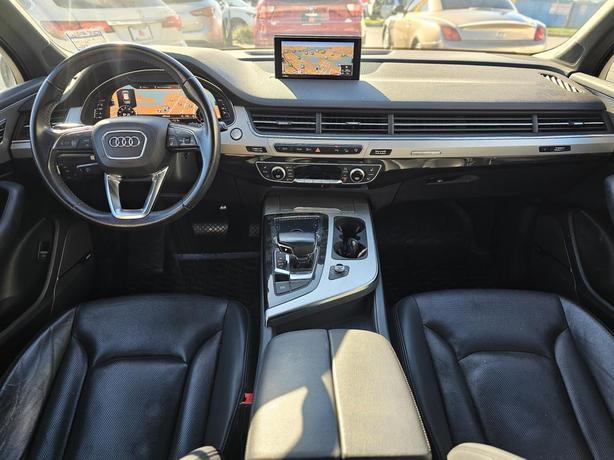 2017 Audi Q7 quattro 4dr 3.0T Technik image 7