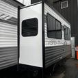 2022 Aspen Trail 28 Foot Travel Trailer With 1 Slide Out thumbnail image 7