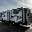 2021 Grand Design Reflection 311BHS 31 Foot Fifth Wheel Trailer with 4 Slides Ou thumbnail image 7