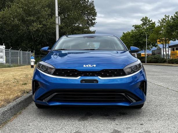 2023 Kia Forte GT-Line FWD with Heated Seats and Wireless Charger image 3