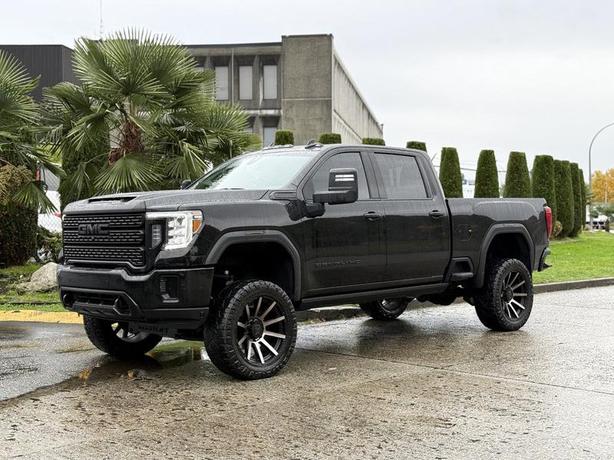 2022 GMC Sierra 3500HD Denali 4X4 Crew Cab – Duramax Diesel image 5