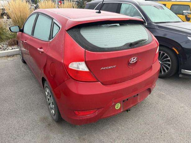 2016 Hyundai Accent GL ! HEATED SEATS! BLUETOOTH! POWER OPTIONS! GREAT ON GAS! image 3