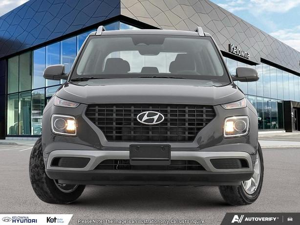 2025 Hyundai Venue Preferred WIRELESS APPLE CARPLAY! BACKUP CAMERA! LIKE NEW! KE image 2