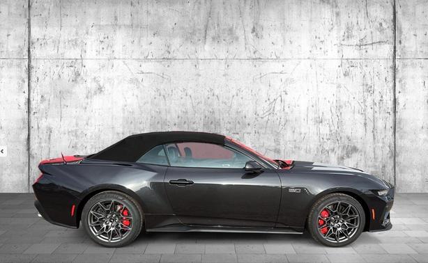 2024 Ford Mustang Gt Premium 6 SPEED MANUAL, FABRIC/ LEATHER SEATS, GREY AND RED image 4