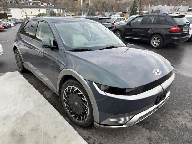 2024 Hyundai IONIQ 5 Preferred ! ULTIMATE! FULL LOAD! LEATHER ! SUNROOF! BLINDSP image 1