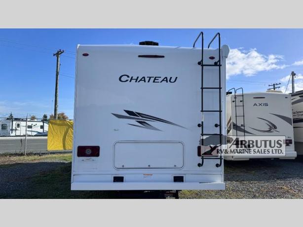 Used 2024 Thor Motor Coach Chateau 25V image 6