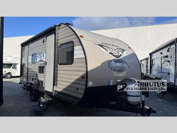 Used 2019 Forest River RV Wildwood 190SS image 1