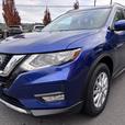 2017 Nissan Rogue SV thumbnail image 3