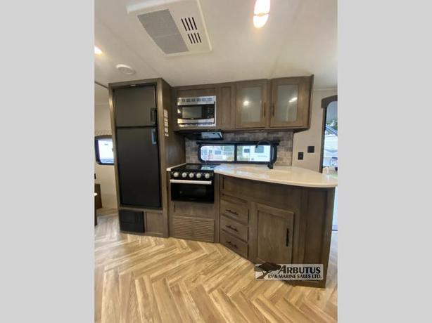 Used 2021 Forest River RV EVO T2160 image 7