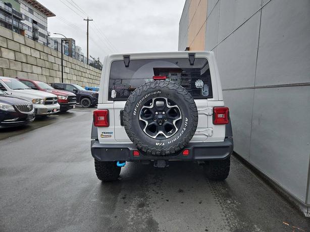 2022 Jeep Wrangler 4xe Unlimited Rubicon 4x4 | No Reported Accidents! image 5