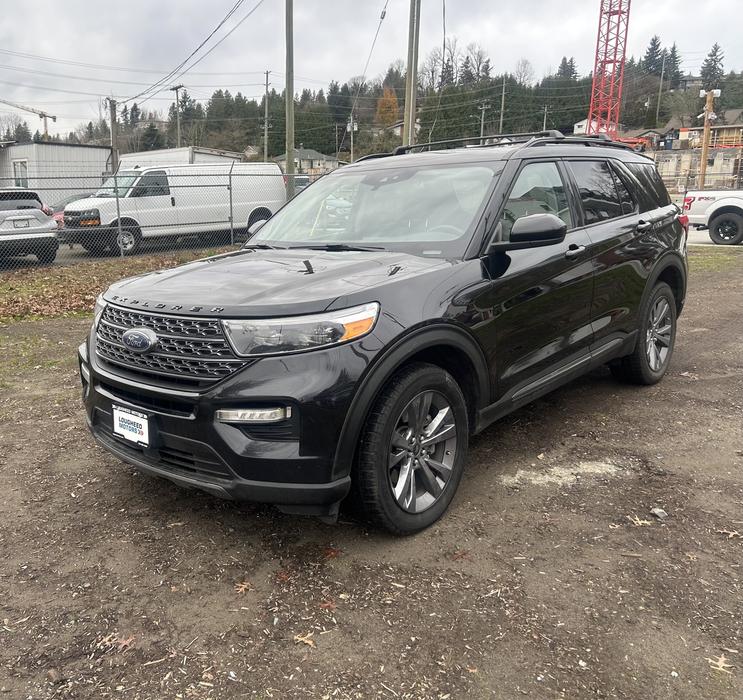 2022 Ford Explorer display photo