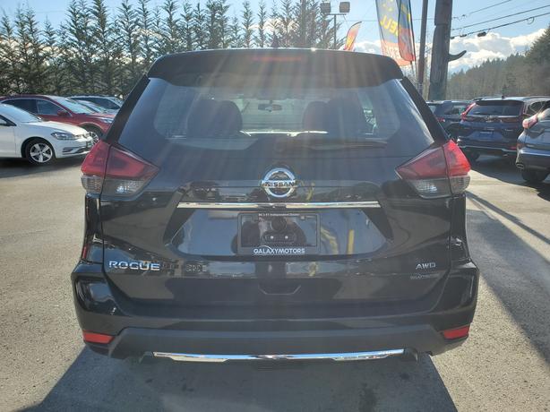 2019 Nissan Rogue S AWD - No Accidents, Low Kms, Heated Seats image 7