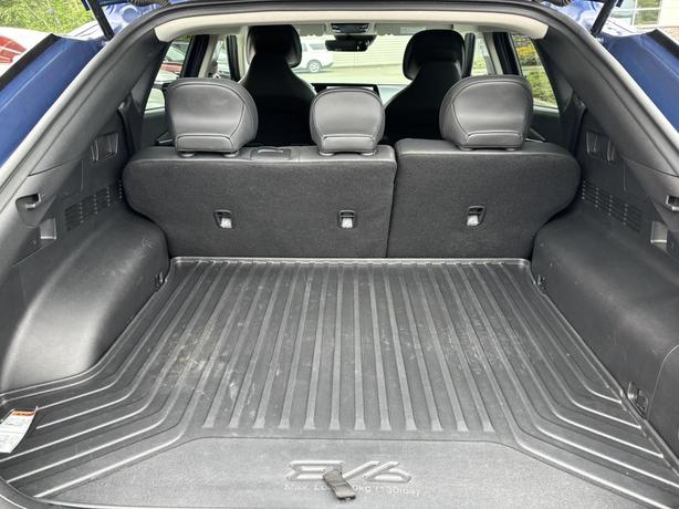 2024 Kia EV6 Land image 8