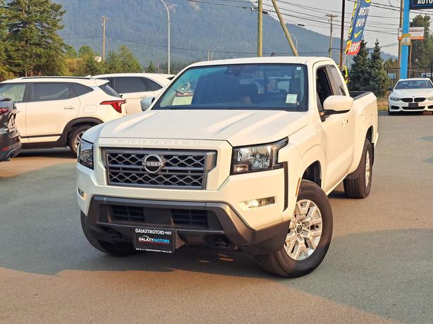 2022 Nissan Frontier SV 4WD - Heated Seats, Heated Wheel image 1