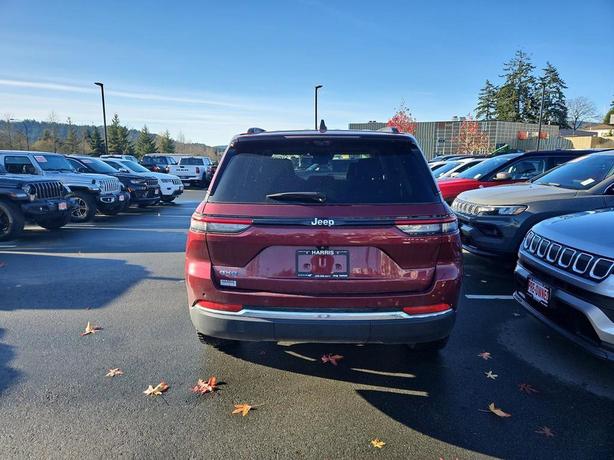 2023 Jeep Grand Cherokee 4xe 4x4 | One Owner | No Reported Accidents! image 5