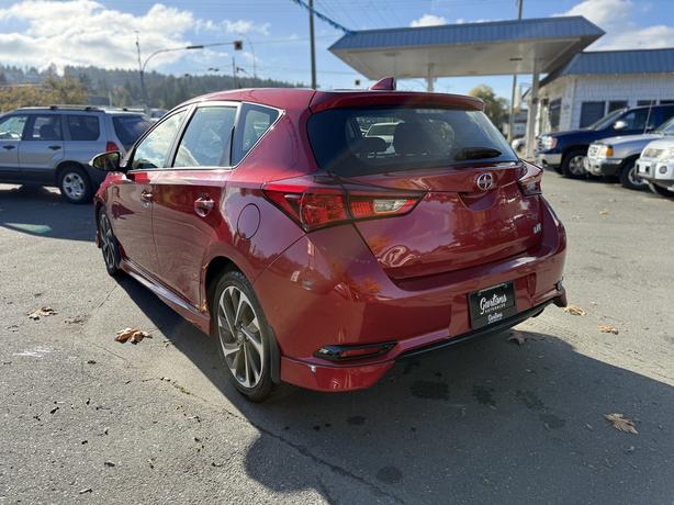 2016 Scion iM image 5