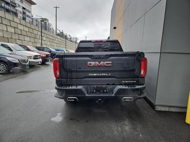 2024 GMC Sierra 1500 Denali | No Reported Accidents! image 5