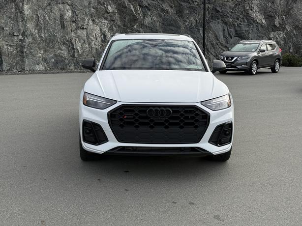 2022 Audi SQ5 quattro- Power Moonroof & Red Nappa Leather Seat image 3