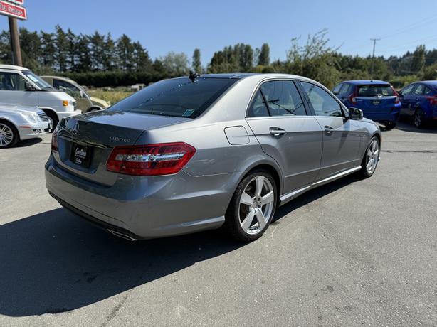 2012 Mercedes-Benz E-Class image 7