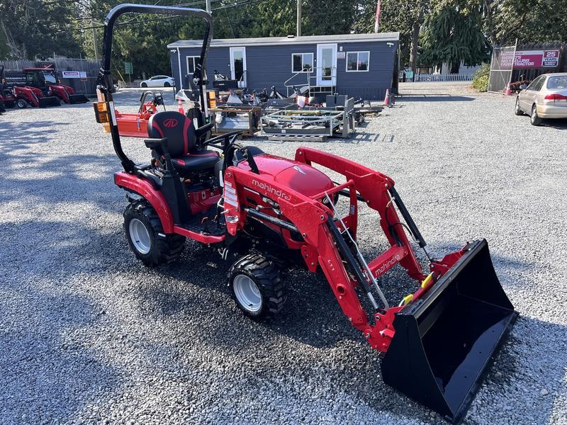 2024 Mahindra 1100 series 1120 HST display photo