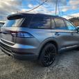 2020 Lincoln Aviator Reserve | AWD | Wrapped | 2 Sets of Tires | Heated Seats thumbnail image 3