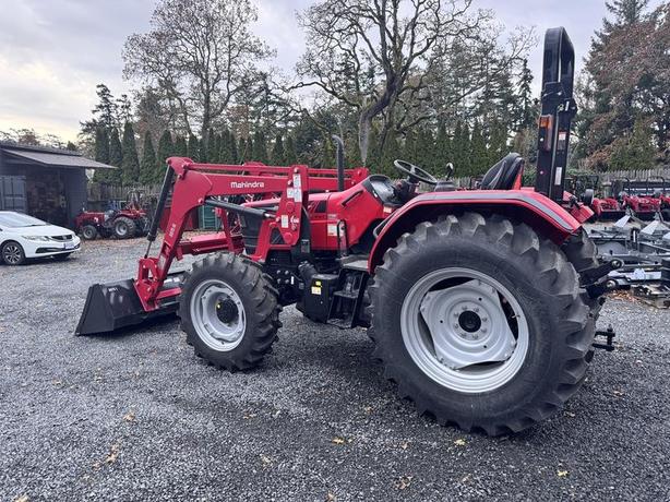 2024 Mahindra 6000 Series 6075 Power Shuttle image 4