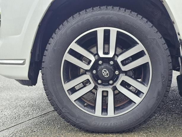 2015 Toyota 4Runner 4WD 4dr V6 SR5 image 5