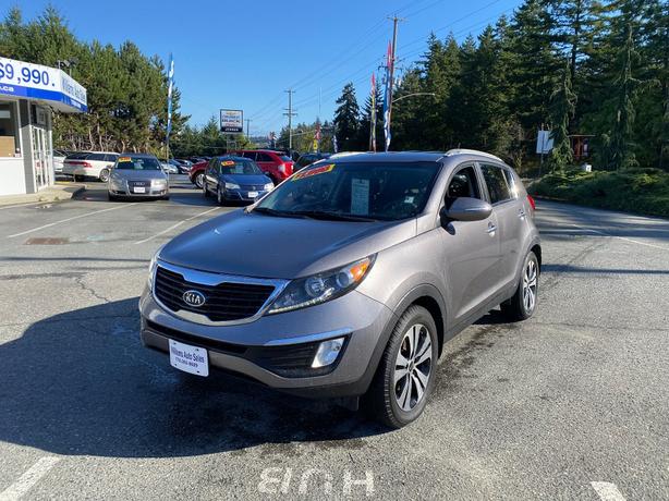 2012 KIA  Sportage EX 4 cyl clean roomy easy entry image 1