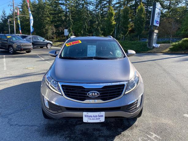 2012 KIA  Sportage EX 4 cyl clean roomy easy entry image 2