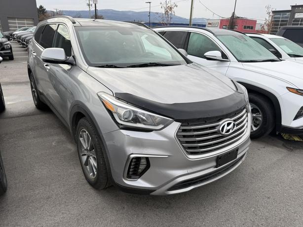2017 Hyundai Santa Fe XL Luxury LEATHER! SUNROOF! BACKUP CAMERA! LOW KMS! image 1