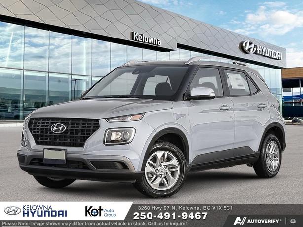 2025 Hyundai Venue Preferred ! LIKE NEW! LOTS OF SAFETY! VERY LOW KMS! NO ACCIDE image 1
