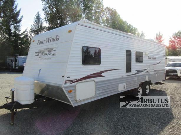 Used 2007 Dutchmen RV Four Winds 26B image 3