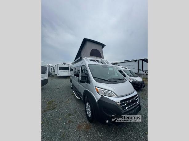 Used 2023 Roadtrek Play Slumber image 4