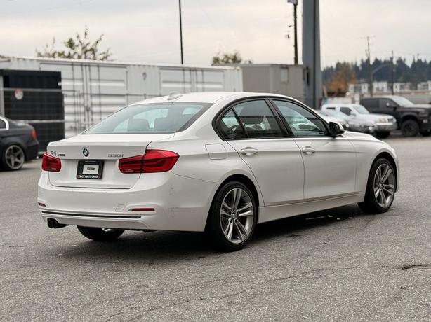 2018 BMW 3 Series image 6