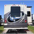 Used 2018 Holiday Rambler Admiral 31B thumbnail image 5