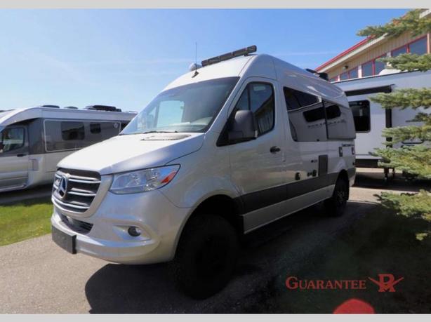 Used 2023 Thor Motor Coach Sanctuary 19L image 3