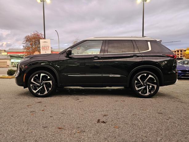 2024 Mitsubishi Outlander GT - No Accidents, One Owner, Sunroof image 8