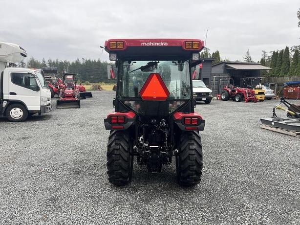 2024 Mahindra 2100 series 2126 HST Cab image 5